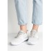 Кроссовки WMNS NIKE AIR MAX MOTION LW SE Nike